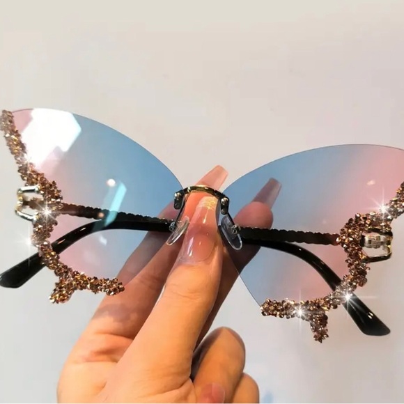 Brand new still in bag adorable y2k glam shades - Picture 3 of 6